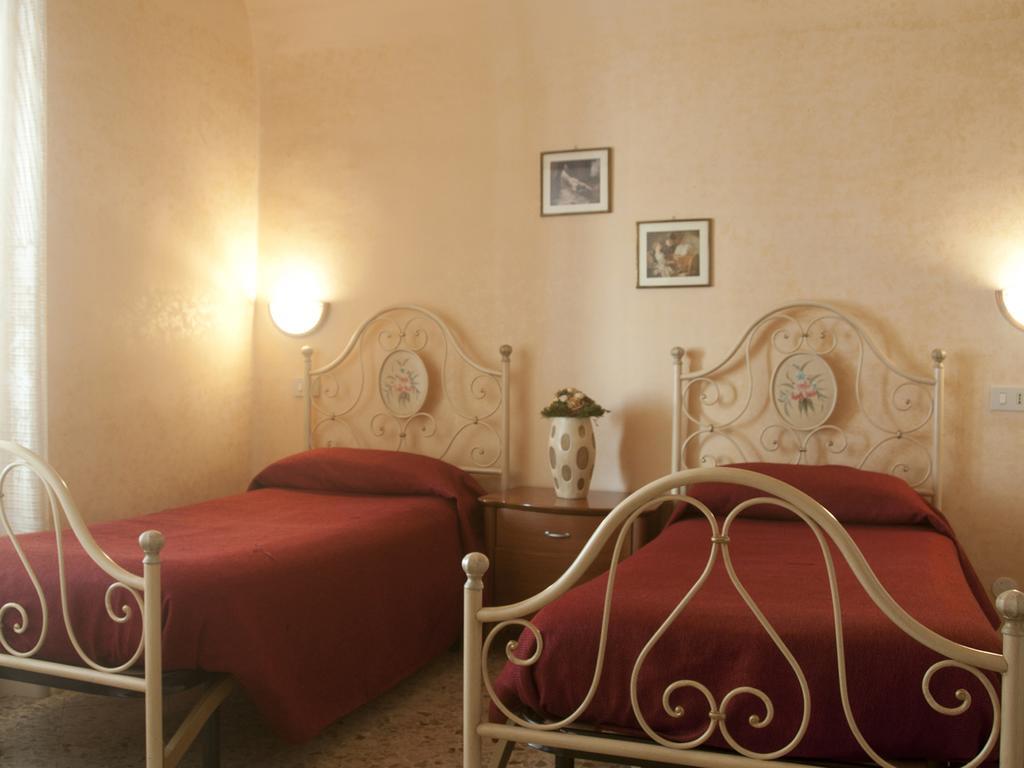 Affittacamere Vittoria Palermo Zimmer foto